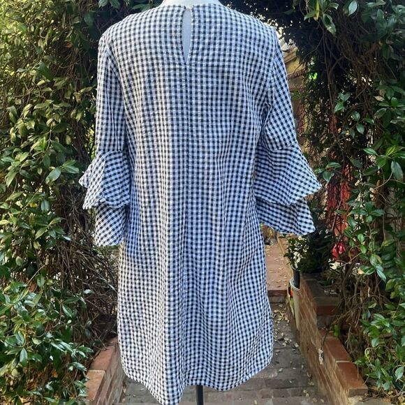 BEACH LUNCH LOUNGE GINGHAM RUFFLE 3/4 SLEEVE MIDI DRESS MEDIUM - Picture 13 of 15